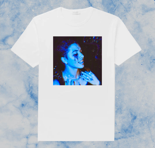 ‘Fluid Babe’ T-Shirt 💦👽